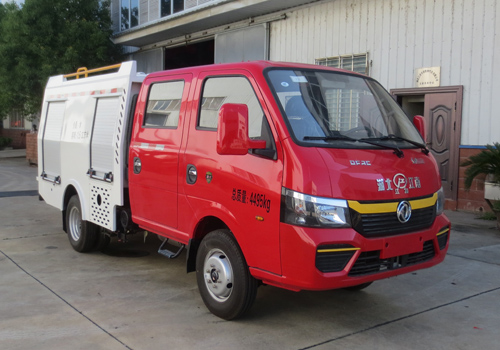 東風(fēng)途逸雙排1.5噸灑水車(chē)